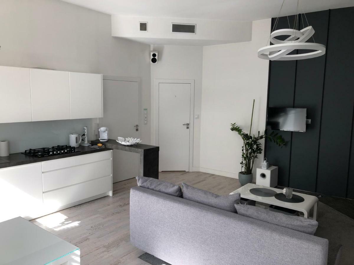 ילנייה גורה Apartamenty Lazurowy I Sloneczny Z Darmowym Parkingiem Strzezonym מראה חיצוני תמונה